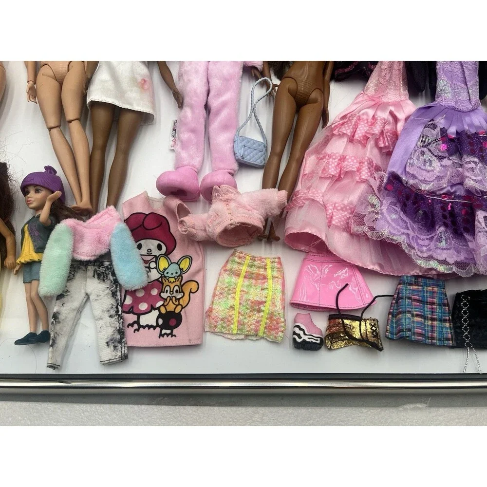 Lot Of 23 Barbie Ken Dolls And Clothes Dresses 2010-modern Mermaid Ballerina